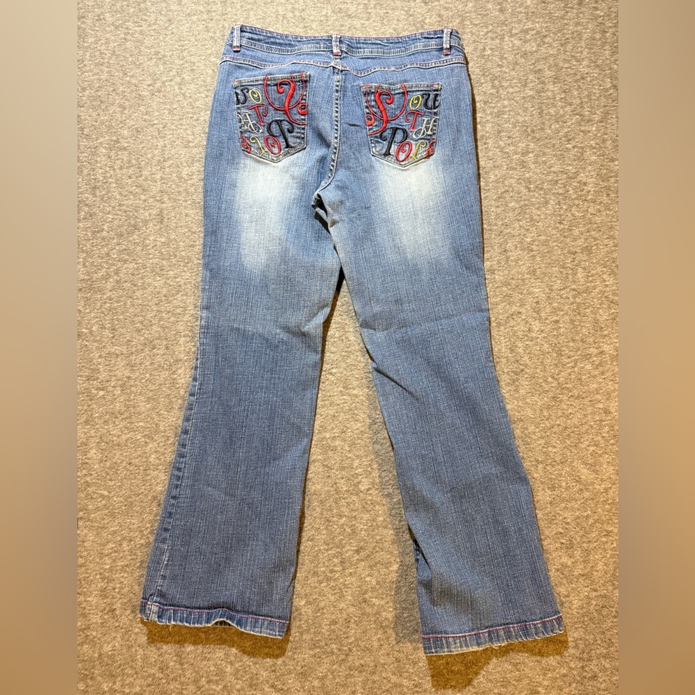 Southpole jeans womens 16 blue red embroidered pockets Bootcut measure 34x30